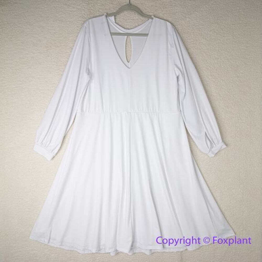 New!‎ Eloquii ivory white long sleeve dress with tie back keyhole size 18